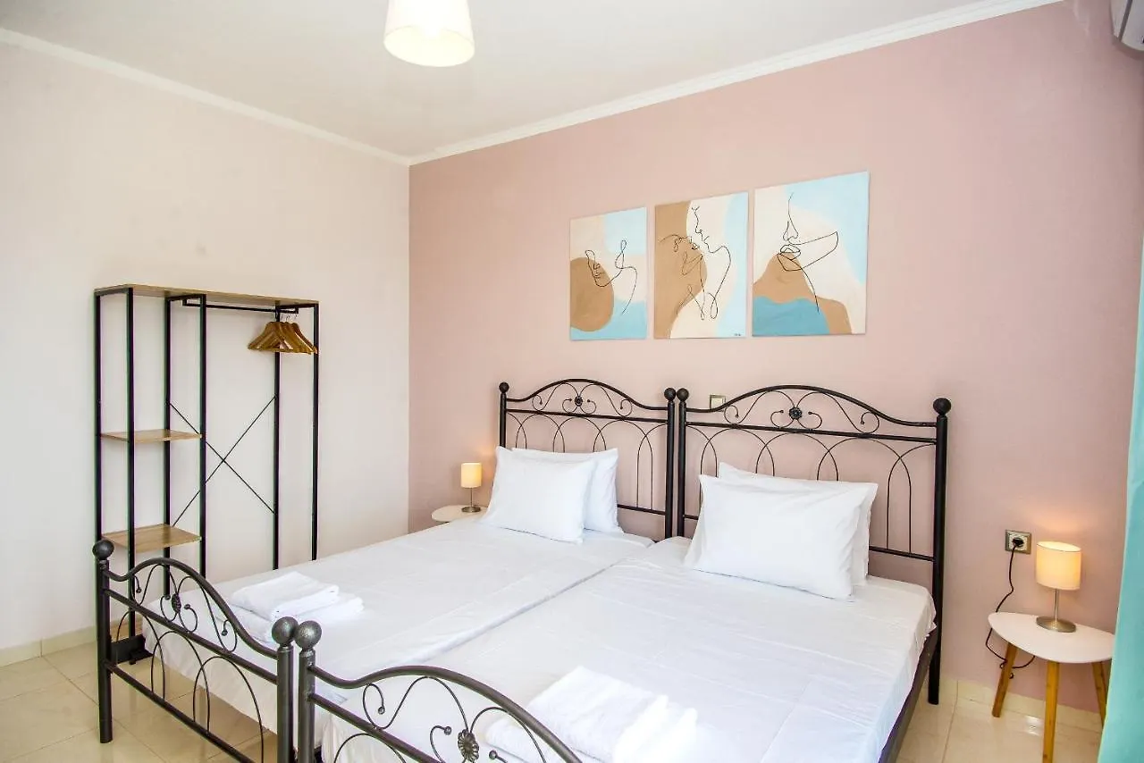 Aella Apartment Skala